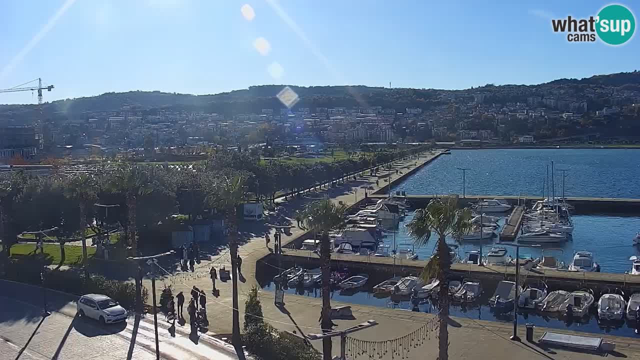 Camera en vivo Koper – puerto deportivo y paseo marítimo desde el Hotel Grand Koper