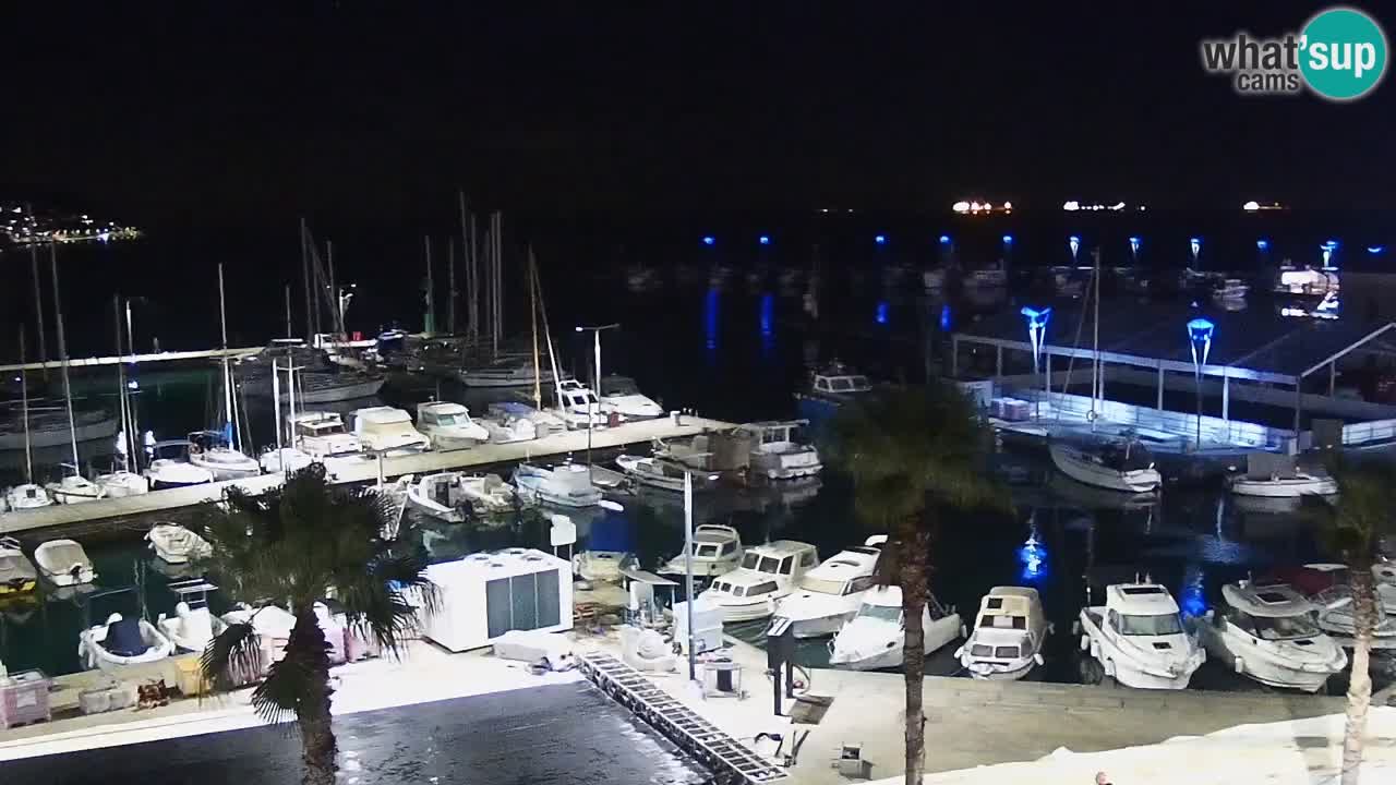 Webcam Koper – Panorama des Jachthafens und der Promenade vom Hotel Grand Koper