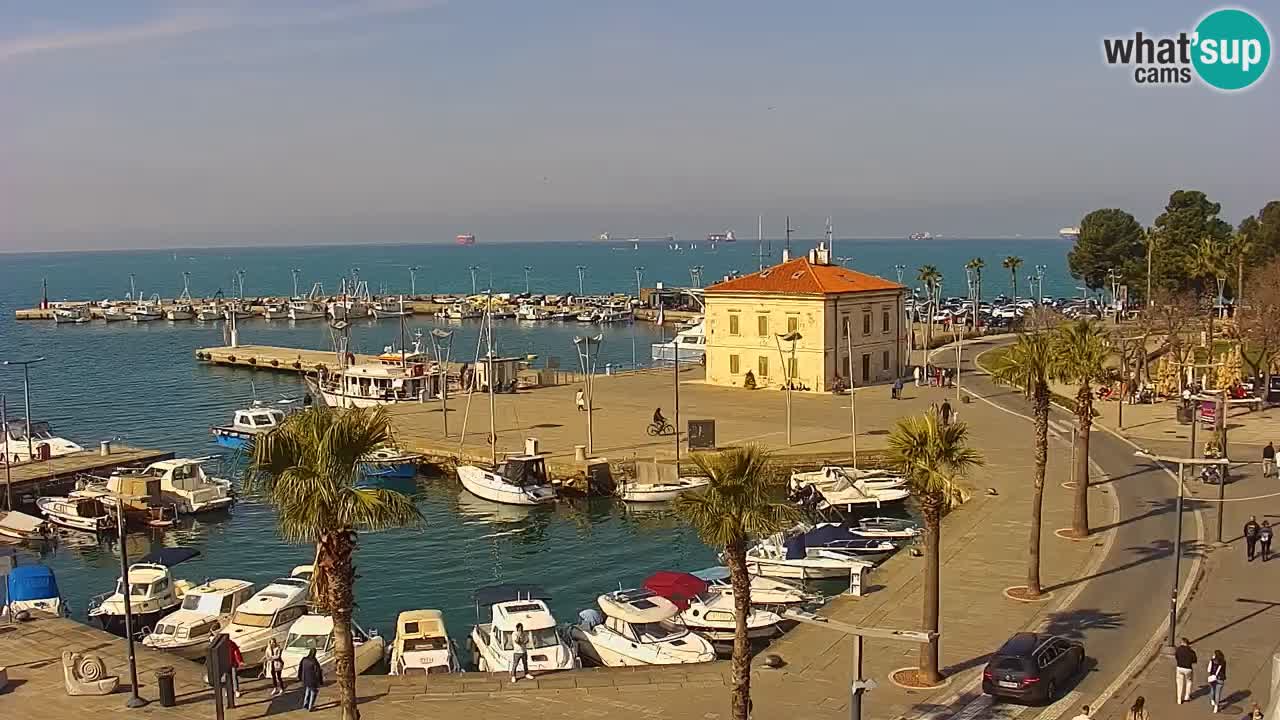 Camera en vivo Koper – puerto deportivo y paseo marítimo desde el Hotel Grand Koper