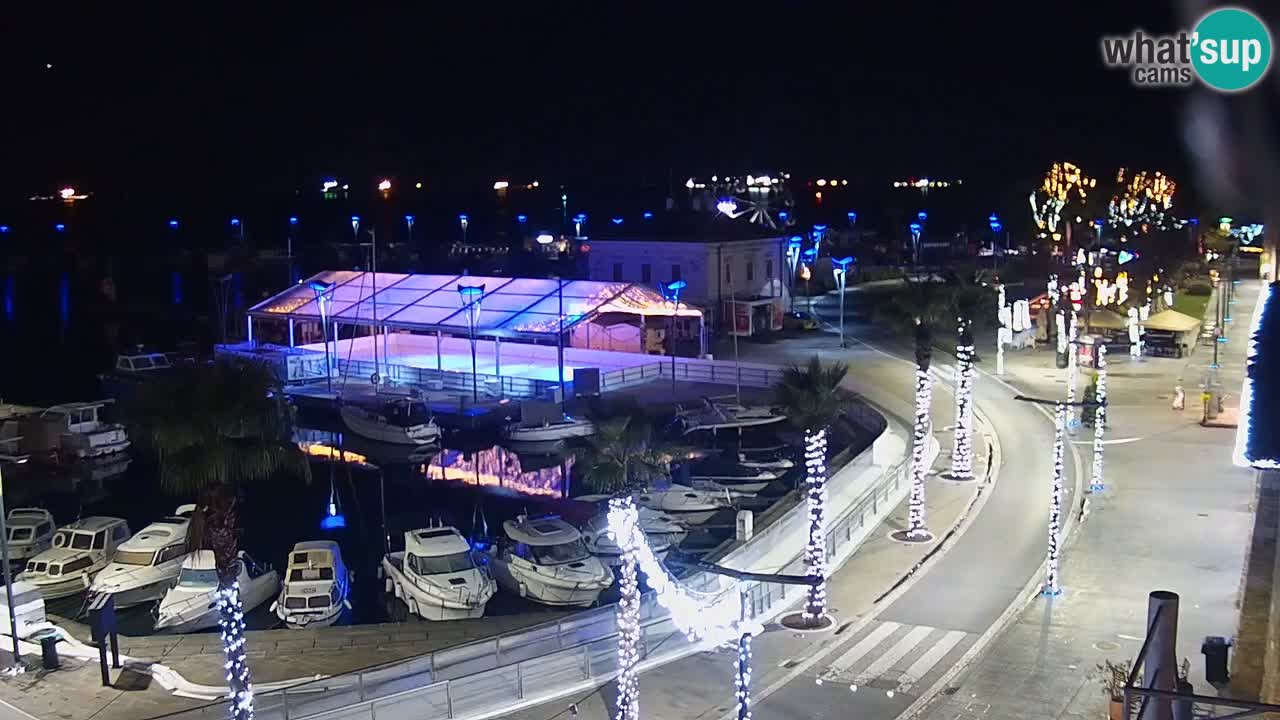 Webcam Koper – Panorama des Jachthafens und der Promenade vom Hotel Grand Koper