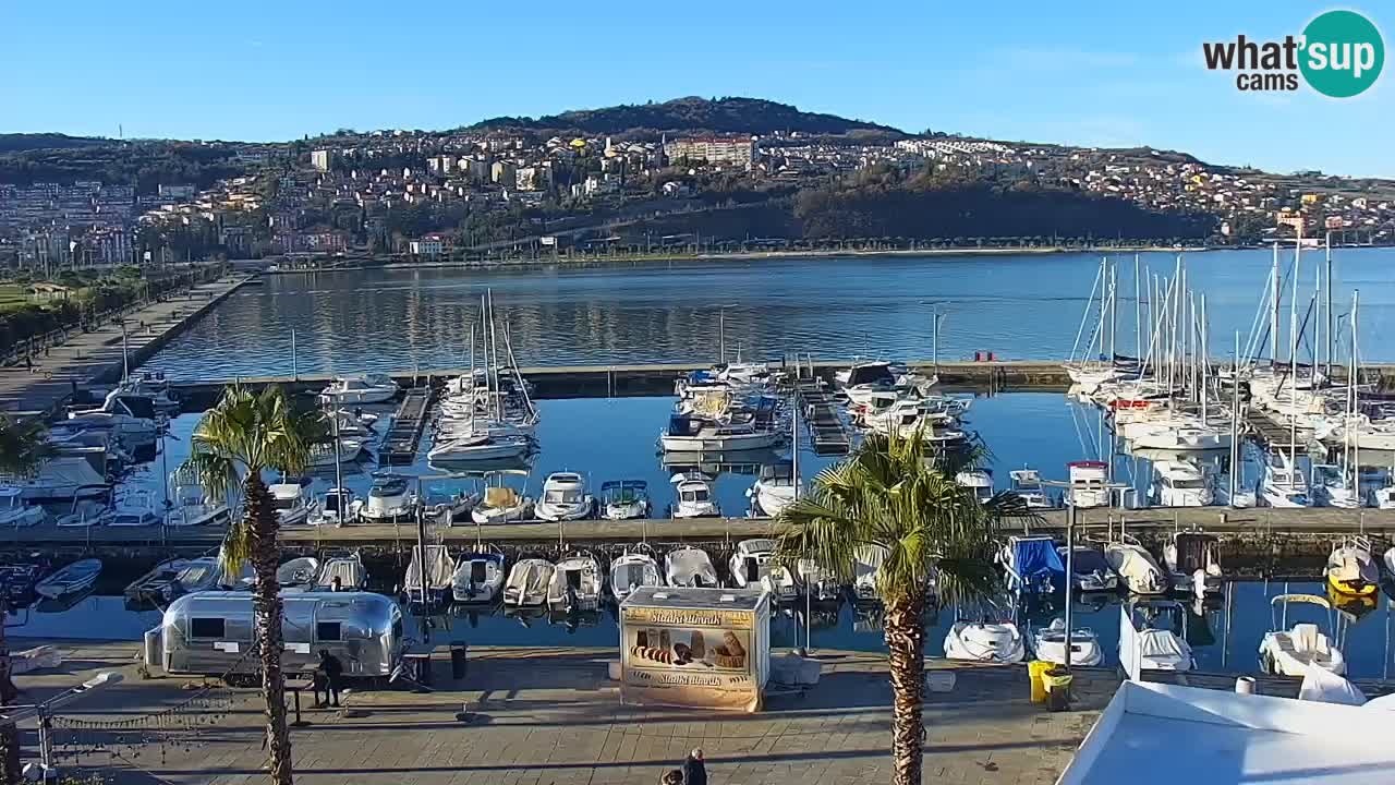 Webcam Koper – Panorama of the marina and promenade from the Grand Hotel Koper