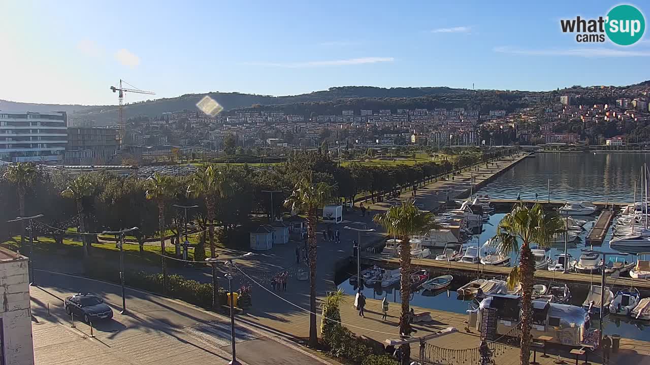 Web kamera Koper – marina i promenada – hotel Grand Koper