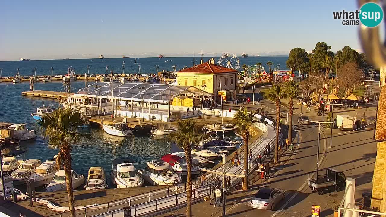 Der Hafen von Koper Live-Webcam – Kreuzfahrt- und Frachthafen – Slowenien