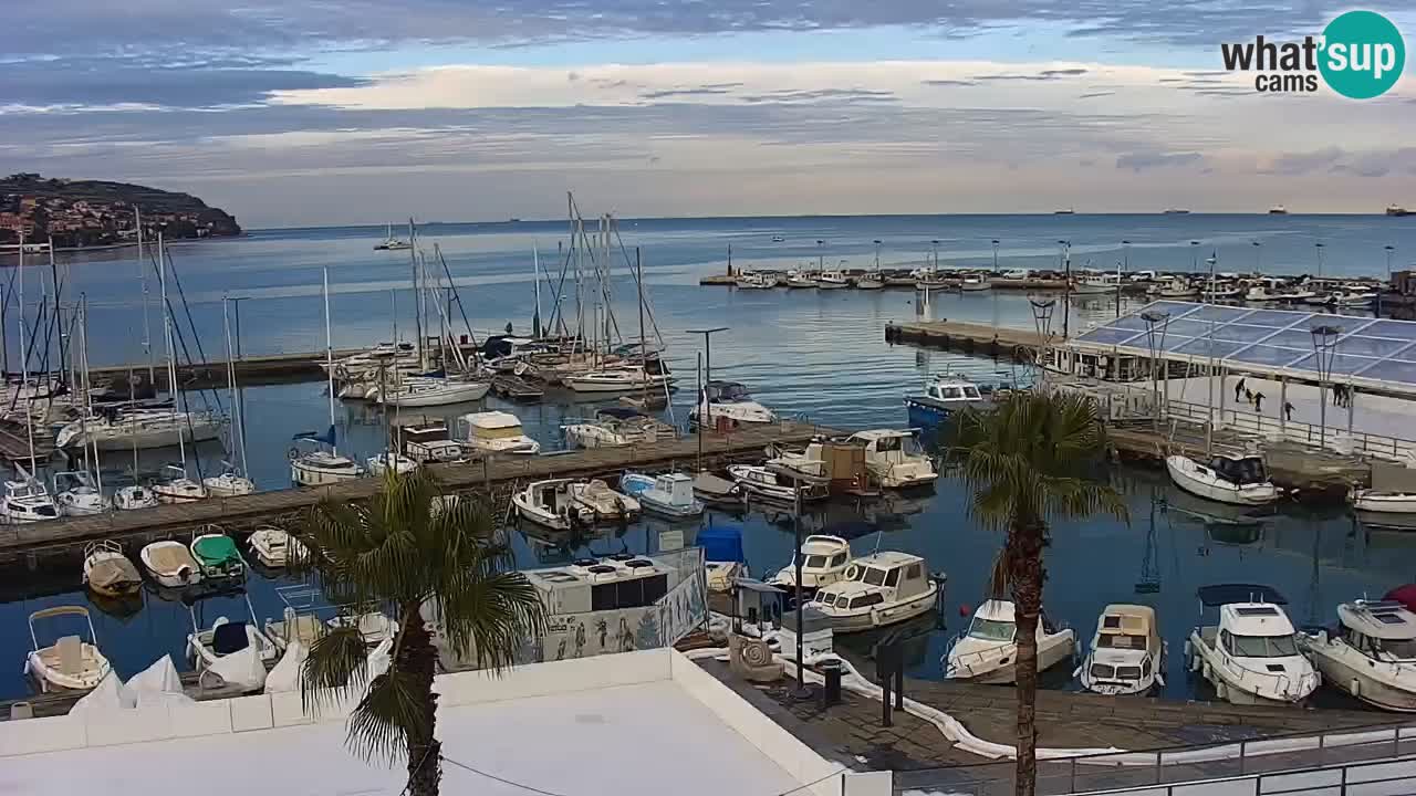 Webcam Koper – Panorama de la marina et de la promenade depuis le Grand Hotel Koper