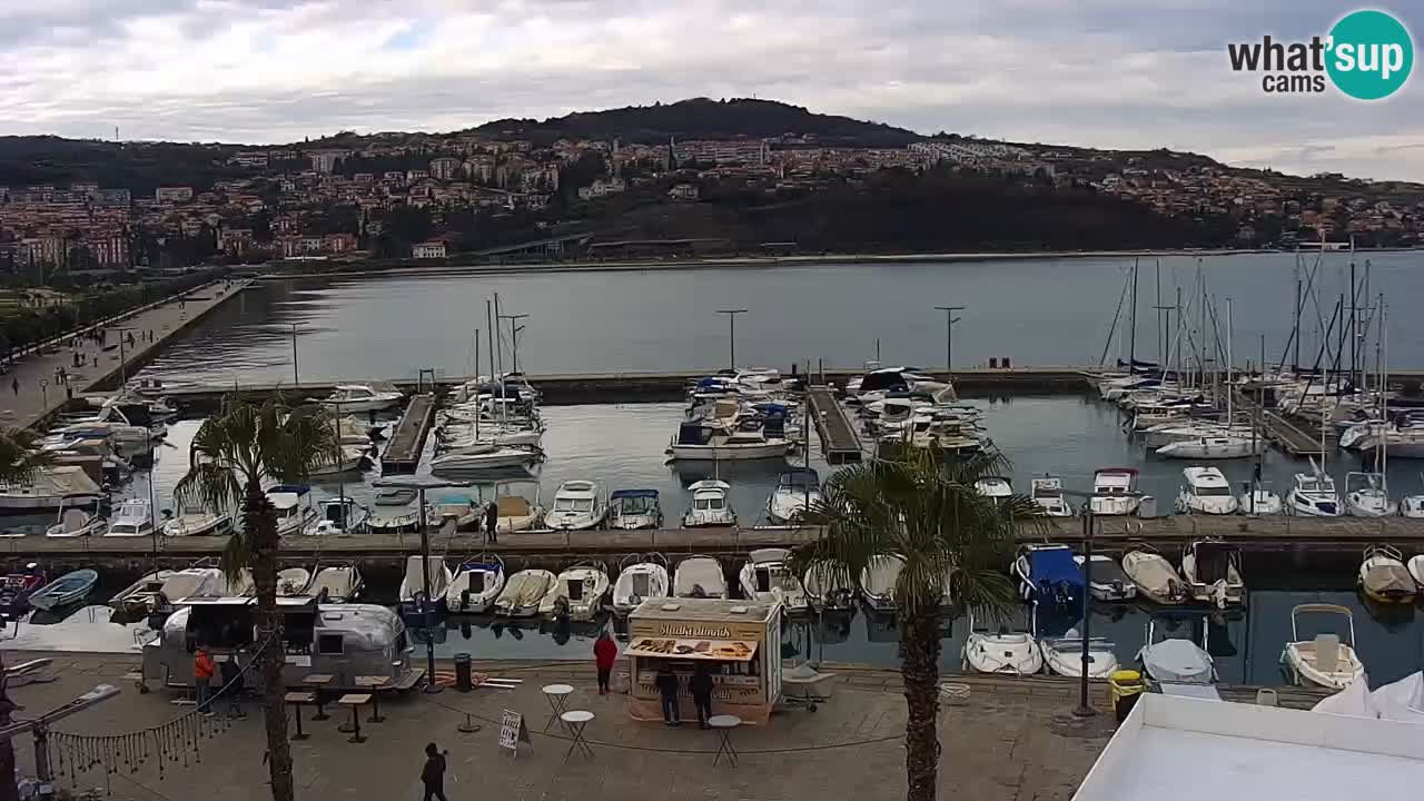 Webcam Koper – Panorama of the marina and promenade from the Grand Hotel Koper