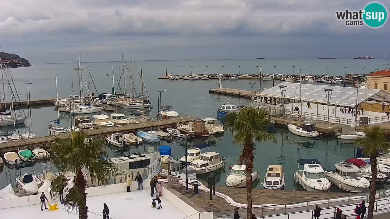 Webcam Koper – Panorama de la marina et de la promenade depuis le Grand Hotel Koper