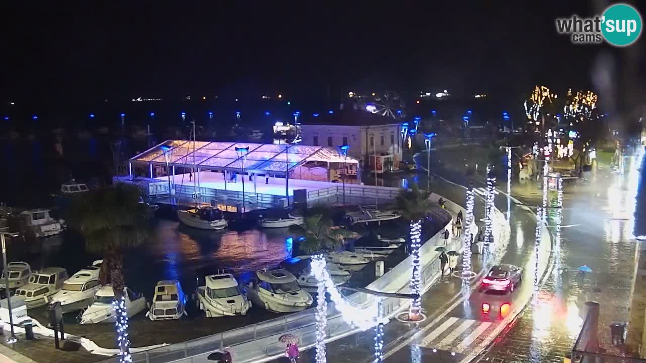 Spletna kamera Luka Koper v živo – Potniški terminal in tovorno pristanišče – Slovenija