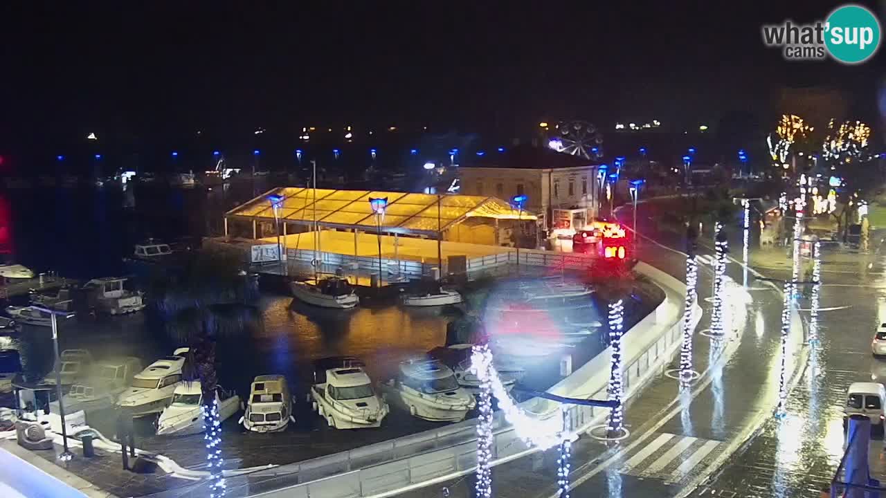 Webcam Koper – Panorama des Jachthafens und der Promenade vom Hotel Grand Koper