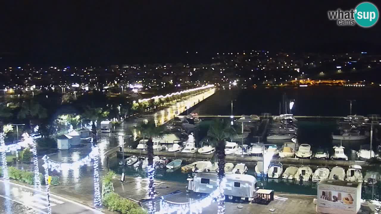 Spletna kamera Koper – Panorama na marino in promenado s Hotela Grand Koper