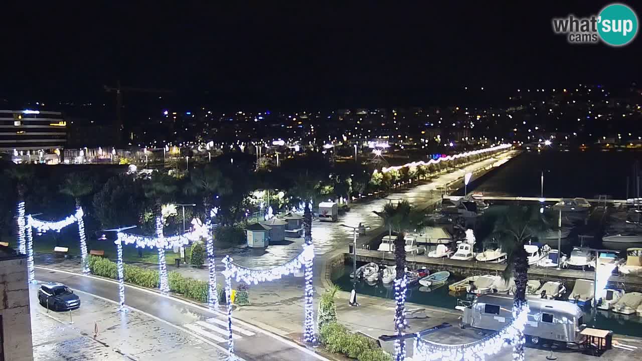 Webcam en direct du port de Koper – port de croisière et de fret – Slovénie