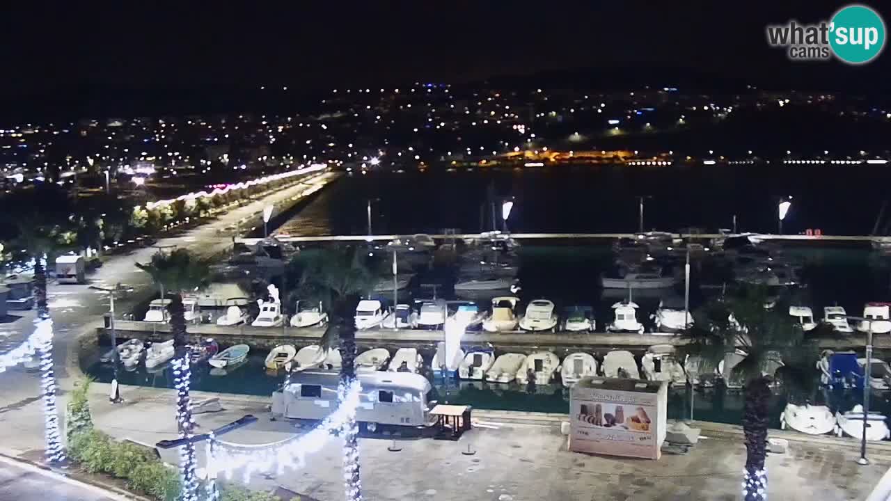 Webcam Koper – Panorama of the marina and promenade from the Grand Hotel Koper