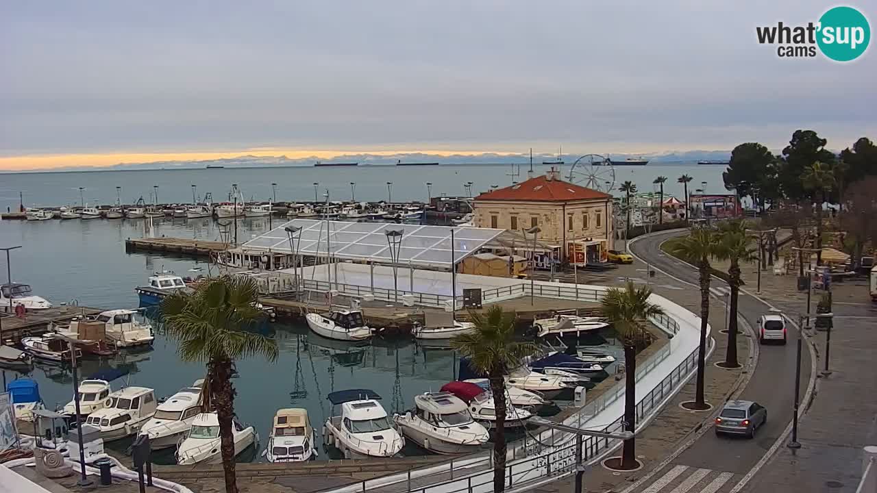 Webcam en vivo del Puerto de Koper – puerto de carga y cruceros – Eslovenia