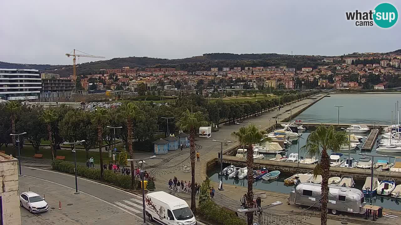 Webcam Koper – Panorama of the marina and promenade from the Grand Hotel Koper