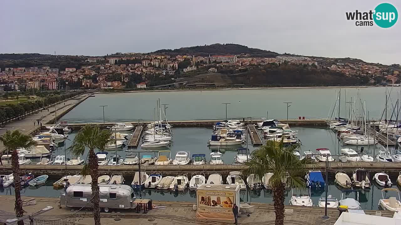 Webcam Koper – Panorama of the marina and promenade from the Grand Hotel Koper