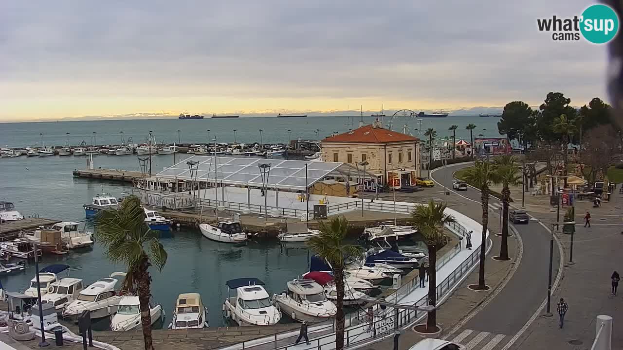 Il porto di Koper – Capodistria live webcam – porto crociere e mercantile – Slovenia