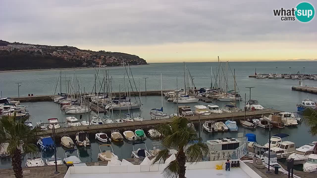 Webcam Koper – Panorama de la marina et de la promenade depuis le Grand Hotel Koper