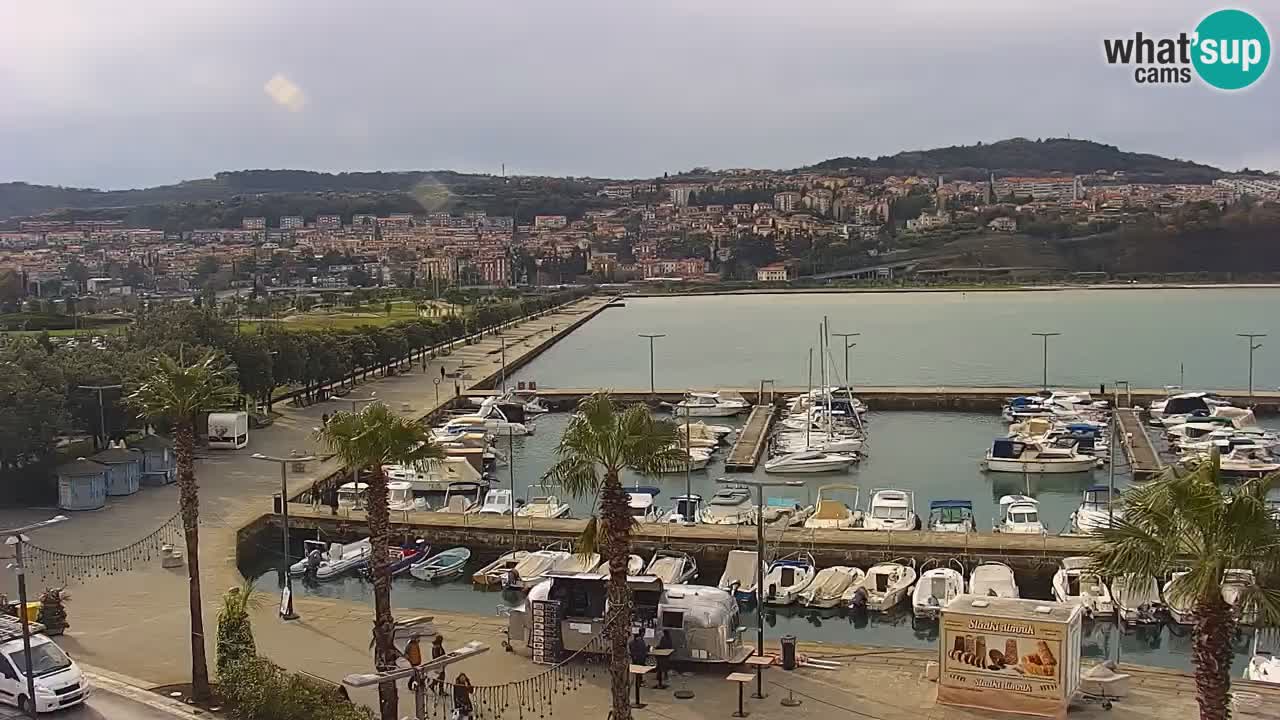 Webcam Koper – Panorama of the marina and promenade from the Grand Hotel Koper