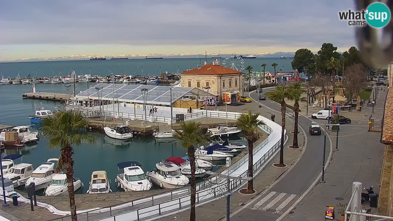 The Port of Koper live webcam – cruise and cargo port – Slovenia