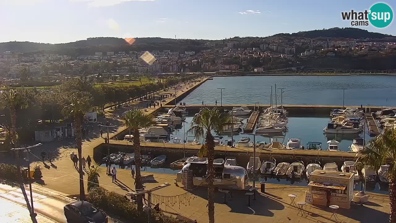 Webcam Koper – Panorama de la marina et de la promenade depuis le Grand Hotel Koper