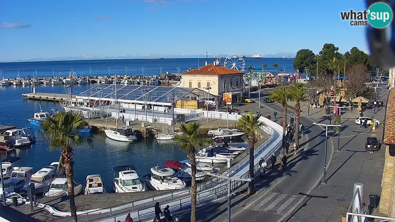 Webcam Koper – Panorama de la marina et de la promenade depuis le Grand Hotel Koper