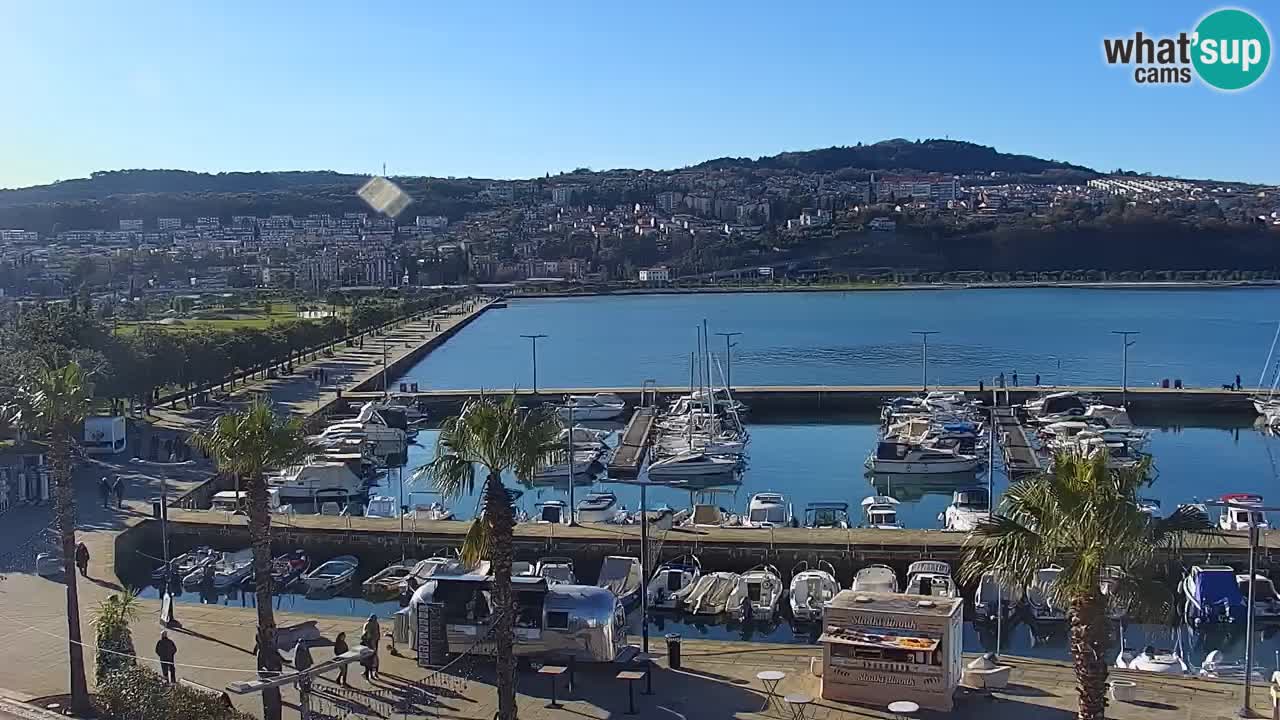 Webcam Koper – Panorama de la marina et de la promenade depuis le Grand Hotel Koper