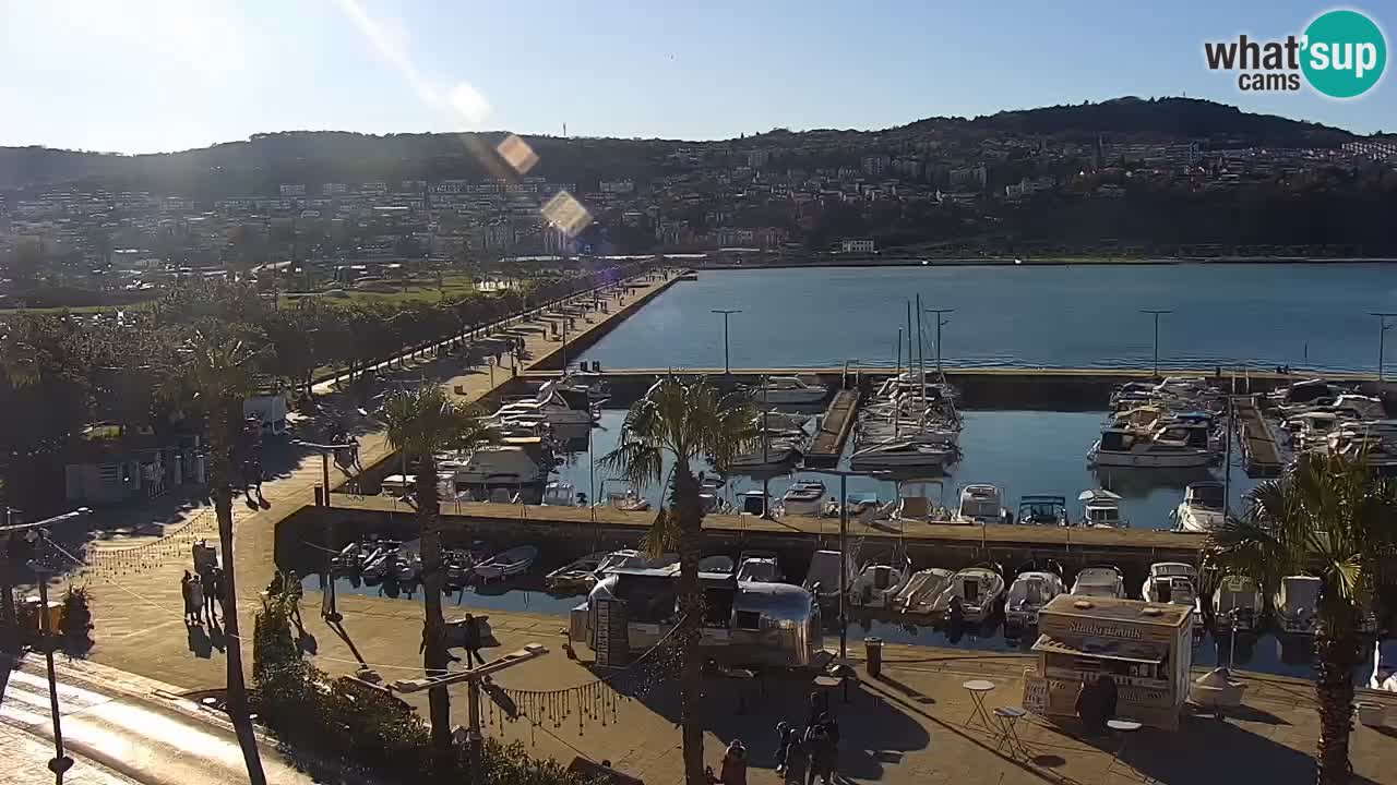 Webcam Koper – Panorama de la marina et de la promenade depuis le Grand Hotel Koper