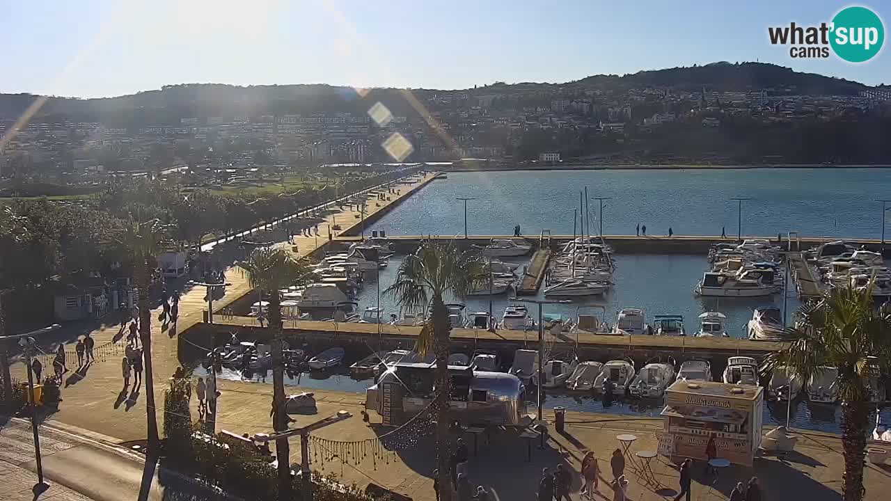 Webcam Koper – Panorama de la marina et de la promenade depuis le Grand Hotel Koper