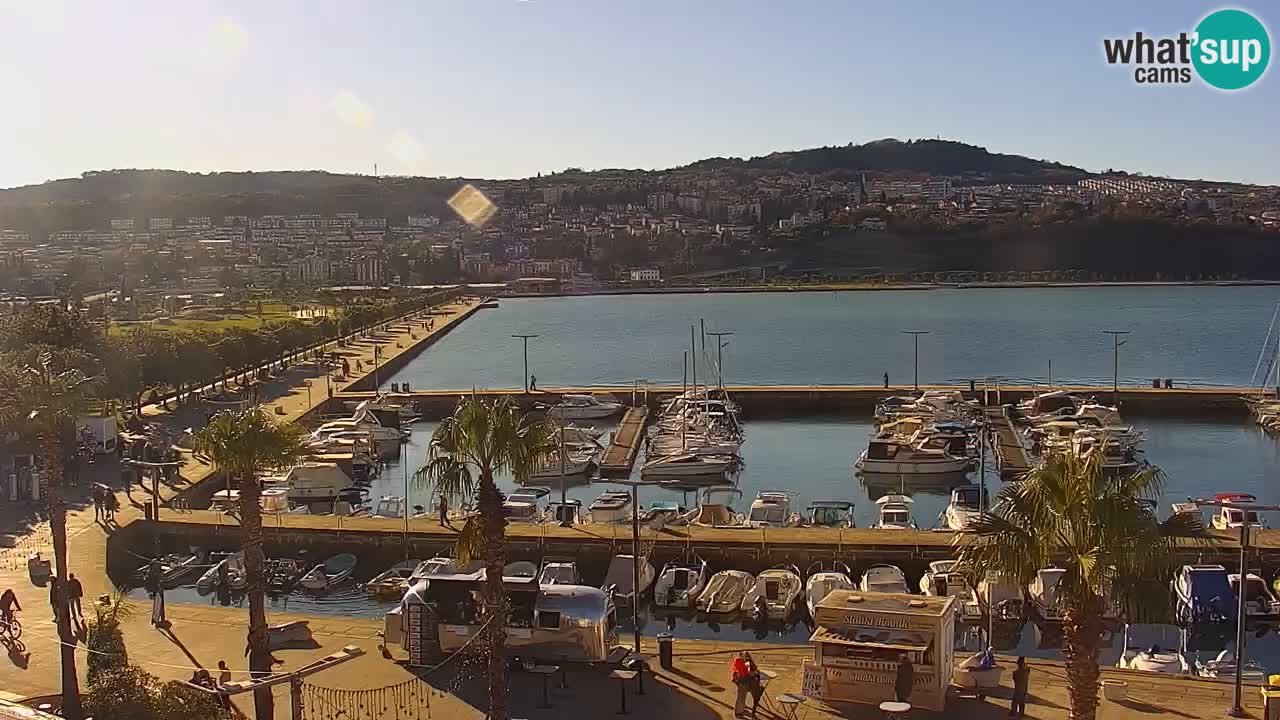 Webcam Koper – Panorama of the marina and promenade from the Grand Hotel Koper