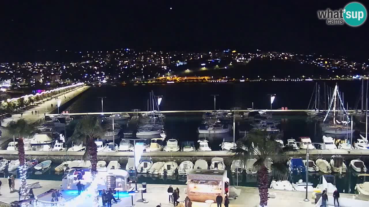 Webcam Koper – Panorama of the marina and promenade from the Grand Hotel Koper