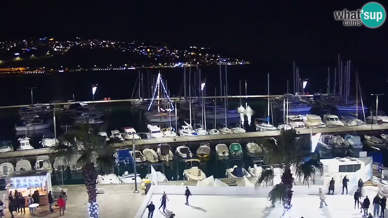 Webcam Koper – Panorama of the marina and promenade from the Grand Hotel Koper