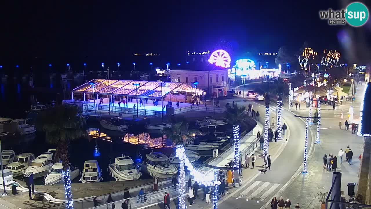 Spletna kamera Luka Koper v živo – Potniški terminal in tovorno pristanišče – Slovenija