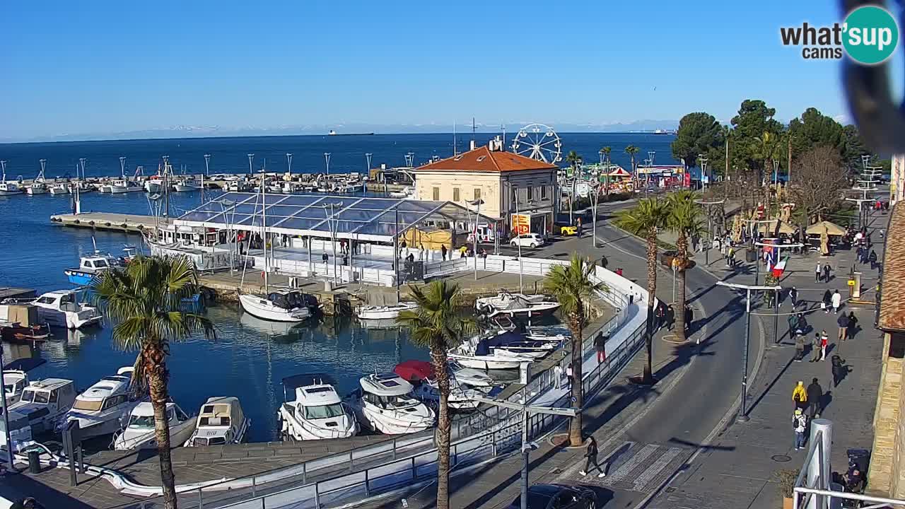 The Port of Koper live webcam – cruise and cargo port – Slovenia