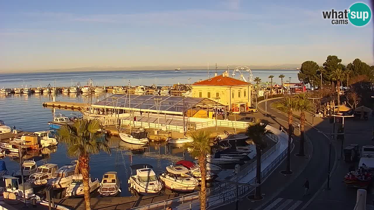 The Port of Koper live webcam – cruise and cargo port – Slovenia