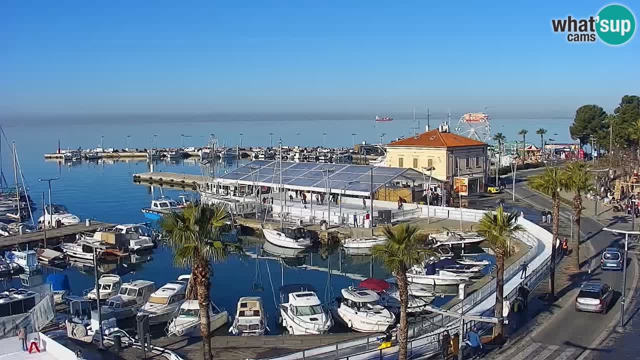 Webcam Koper – Panorama of the marina and promenade from the Grand Hotel Koper