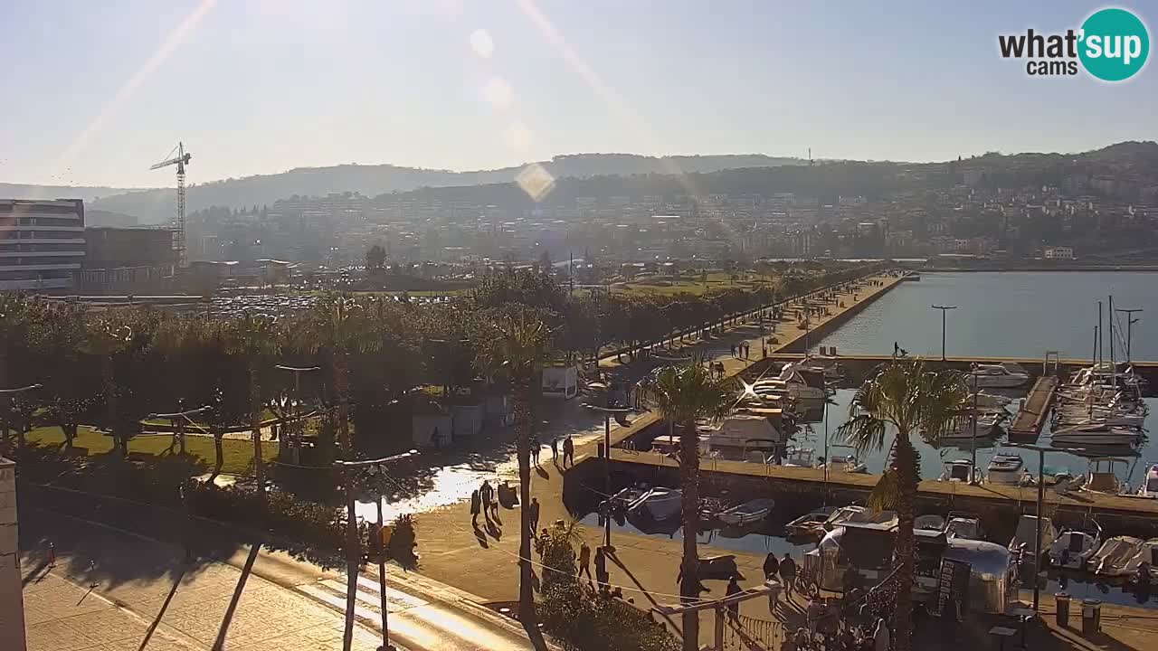 Webcam en vivo del Puerto de Koper – puerto de carga y cruceros – Eslovenia