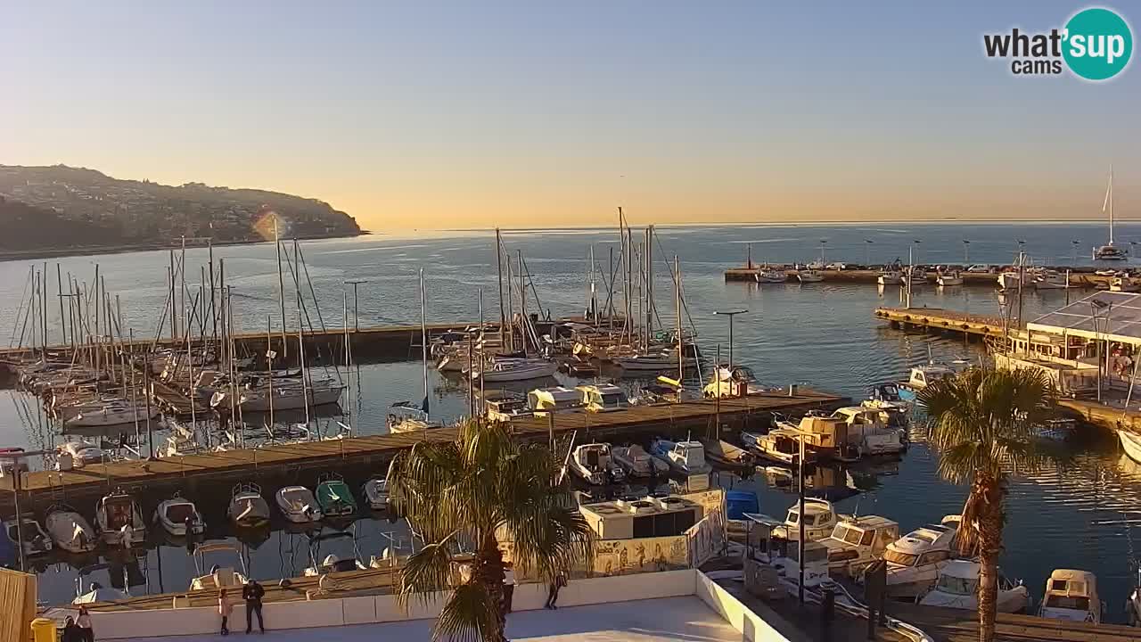 Webcam Koper – Panorama de la marina et de la promenade depuis le Grand Hotel Koper