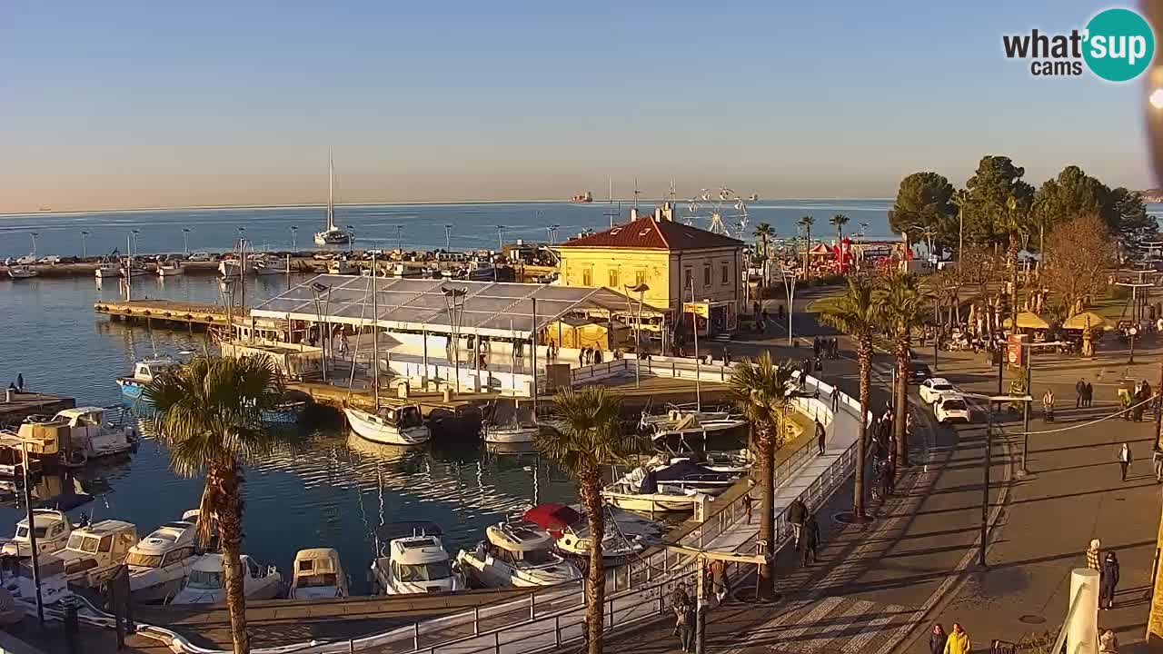 The Port of Koper live webcam – cruise and cargo port – Slovenia