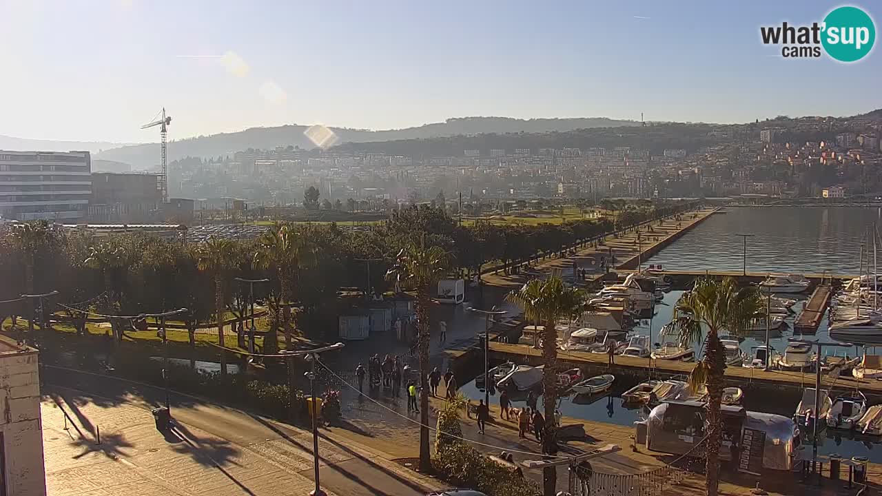 Webcam Koper – Panorama de la marina et de la promenade depuis le Grand Hotel Koper