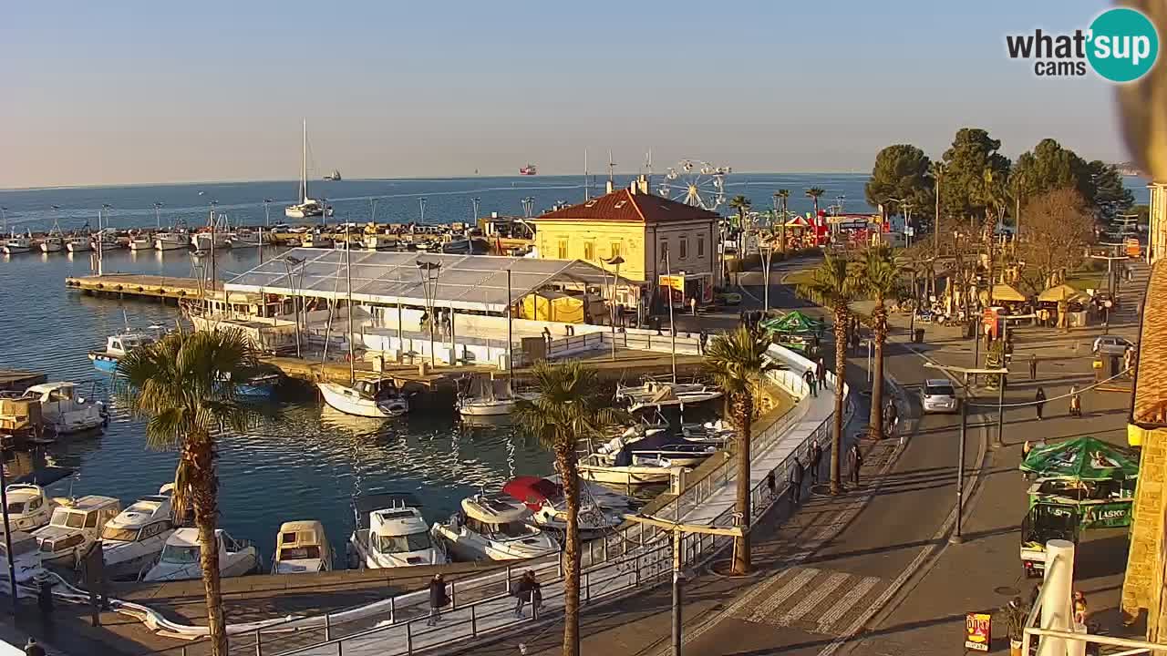 The Port of Koper live webcam – cruise and cargo port – Slovenia