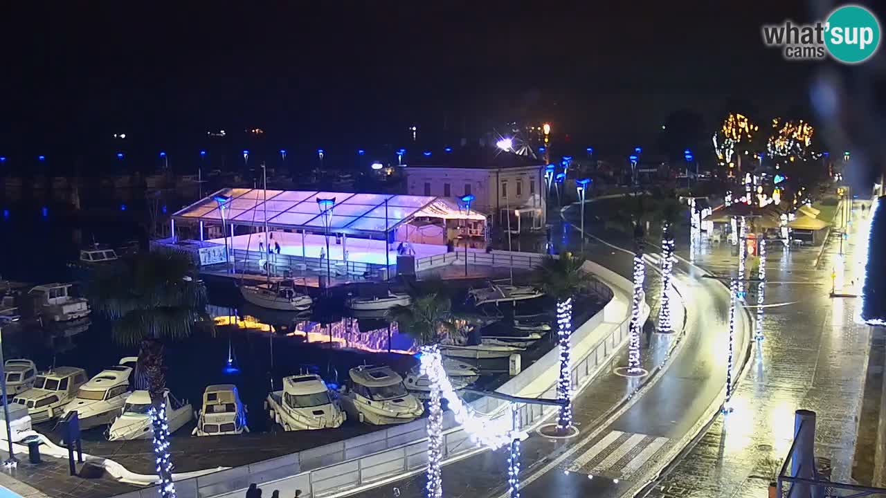 Spletna kamera Koper – Panorama na marino in promenado s Hotela Grand Koper