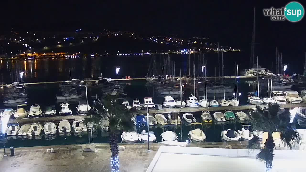 Der Hafen von Koper Live-Webcam – Kreuzfahrt- und Frachthafen – Slowenien