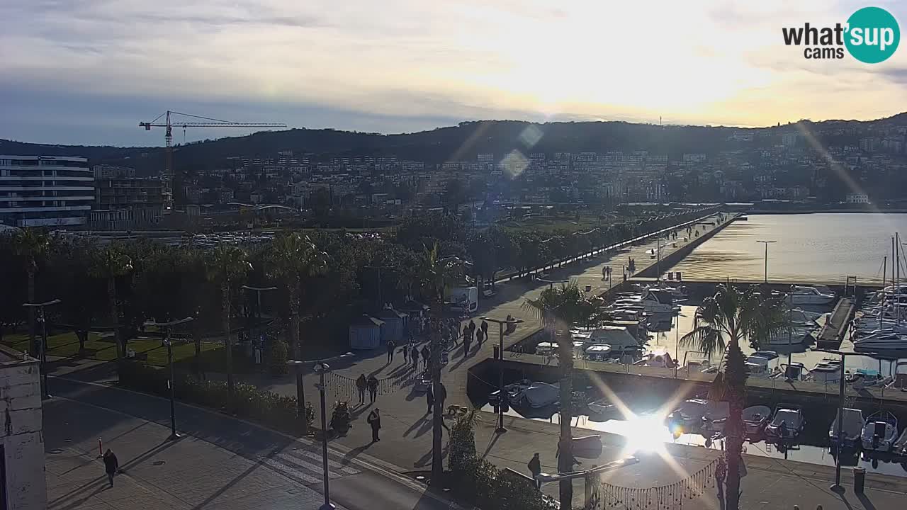 The Port of Koper live webcam – cruise and cargo port – Slovenia