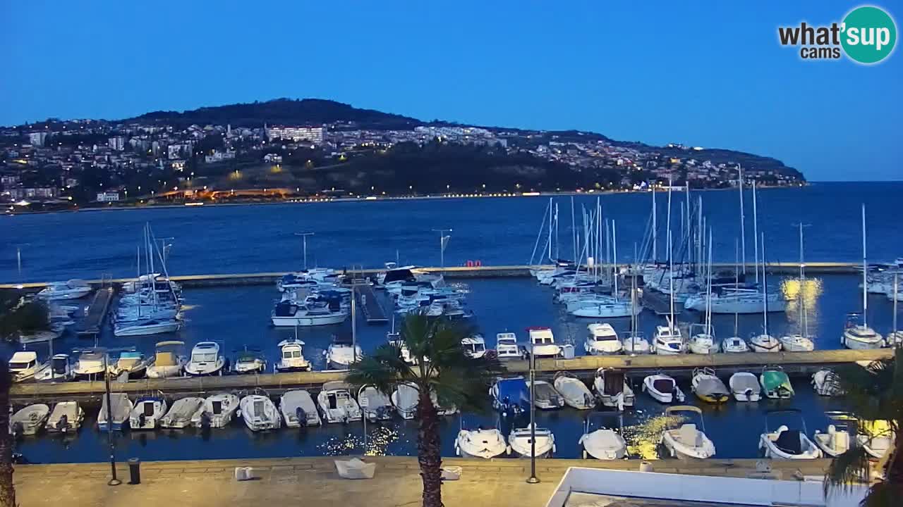 Web kamera Koper – marina i promenada – hotel Grand Koper