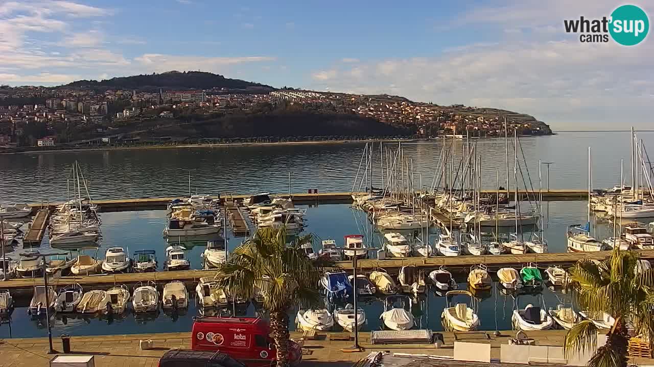 Webcam Koper – Panorama of the marina and promenade from the Grand Hotel Koper