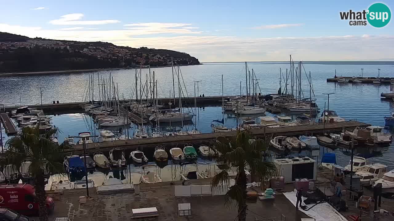 Webcam Koper – Panorama of the marina and promenade from the Grand Hotel Koper