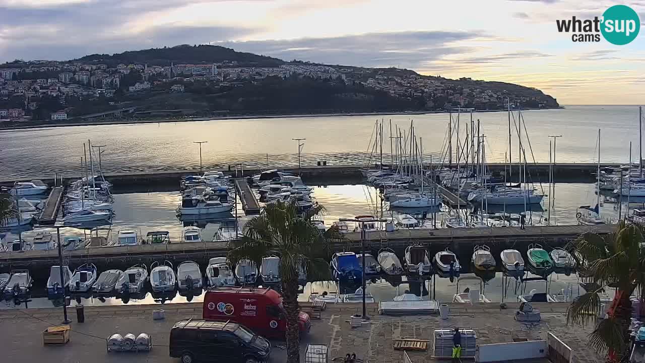 The Port of Koper live webcam – cruise and cargo port – Slovenia