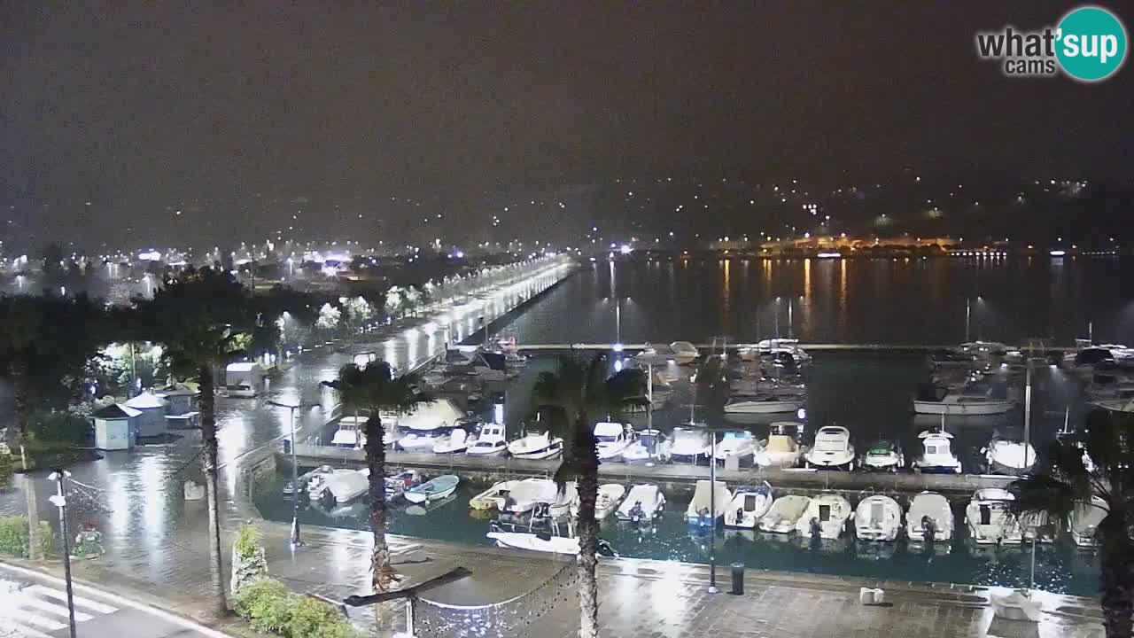 Webcam Koper – Panorama of the marina and promenade from the Grand Hotel Koper