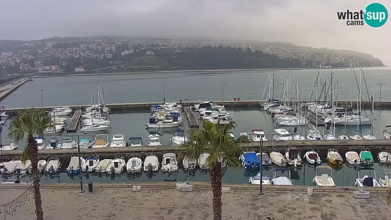 Webcam Koper – Panorama de la marina et de la promenade depuis le Grand Hotel Koper