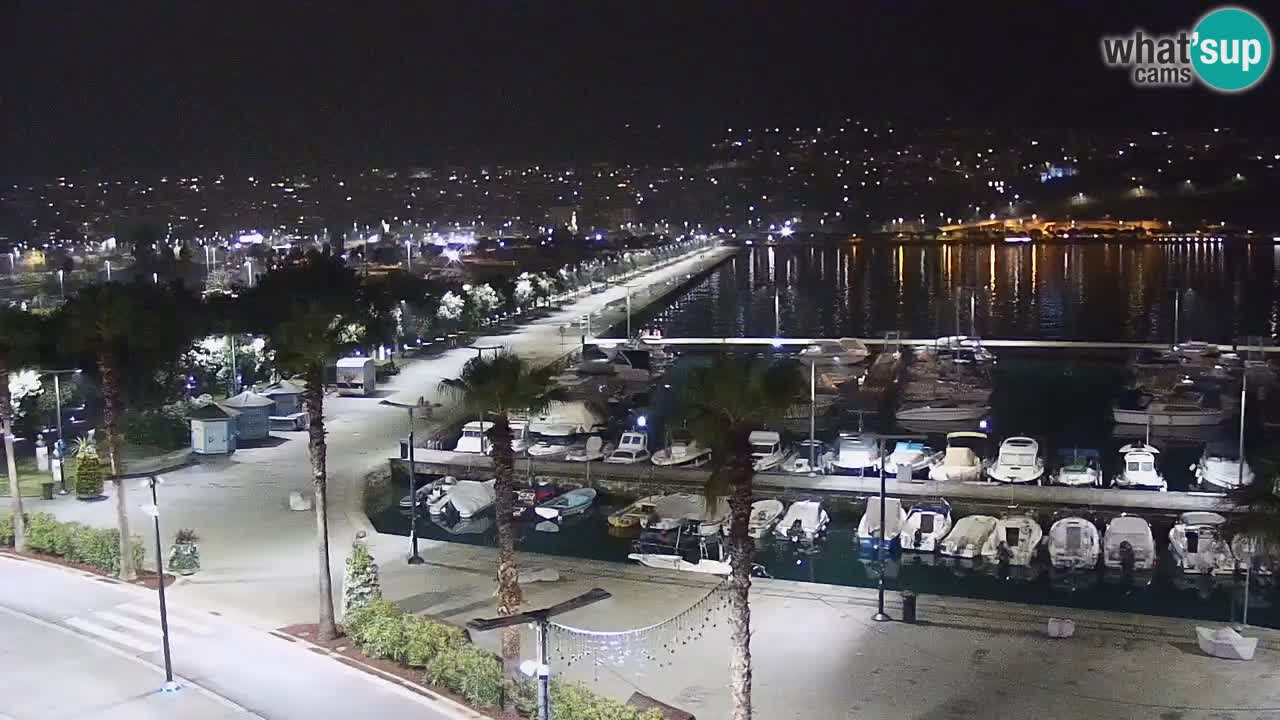 Webcam Koper – Panorama des Jachthafens und der Promenade vom Hotel Grand Koper