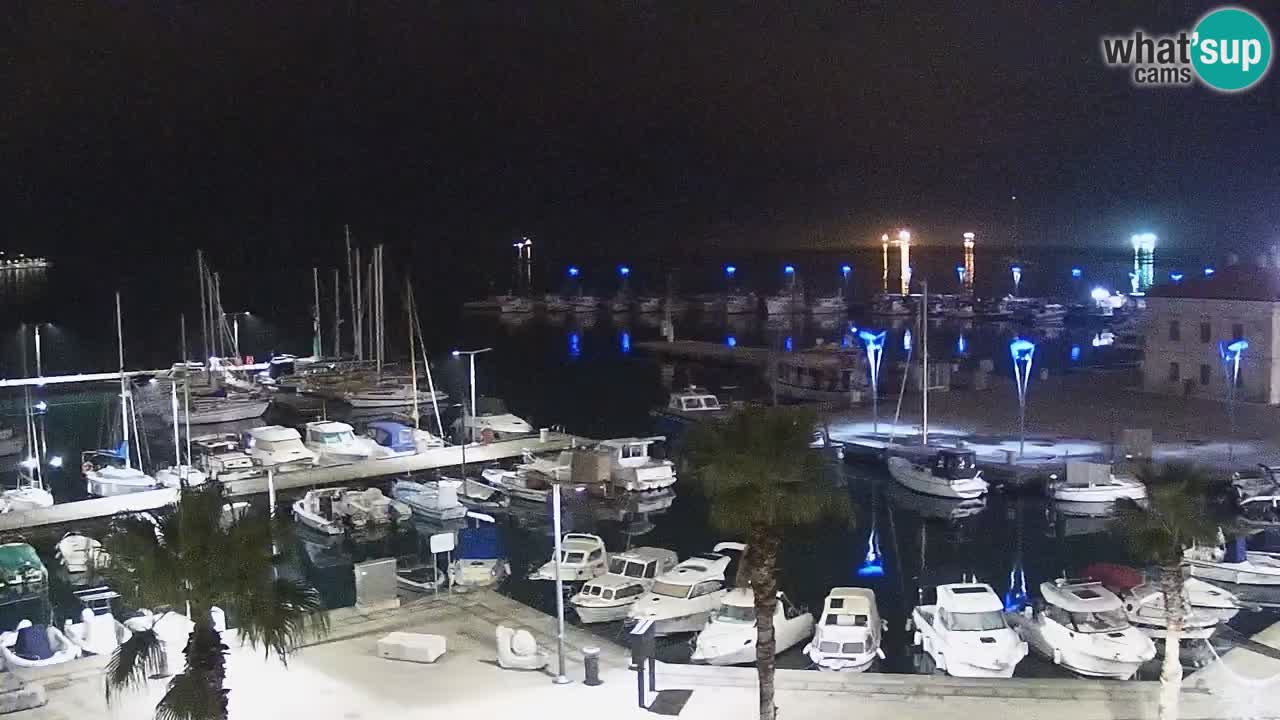 Webcam Koper – Panorama des Jachthafens und der Promenade vom Hotel Grand Koper